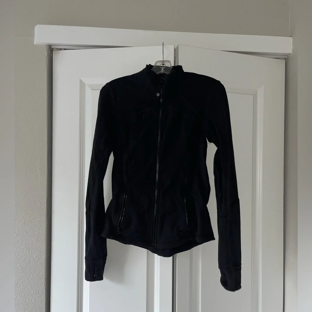 Lululemon define jacket! - Picture 1 of 6